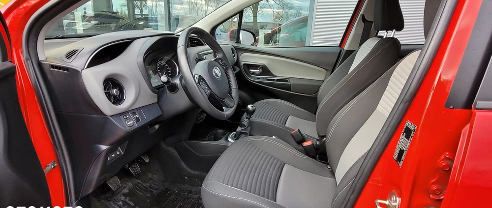 Toyota Yaris cena 56900 przebieg: 119300, rok produkcji 2019 z Zabłudów małe 92